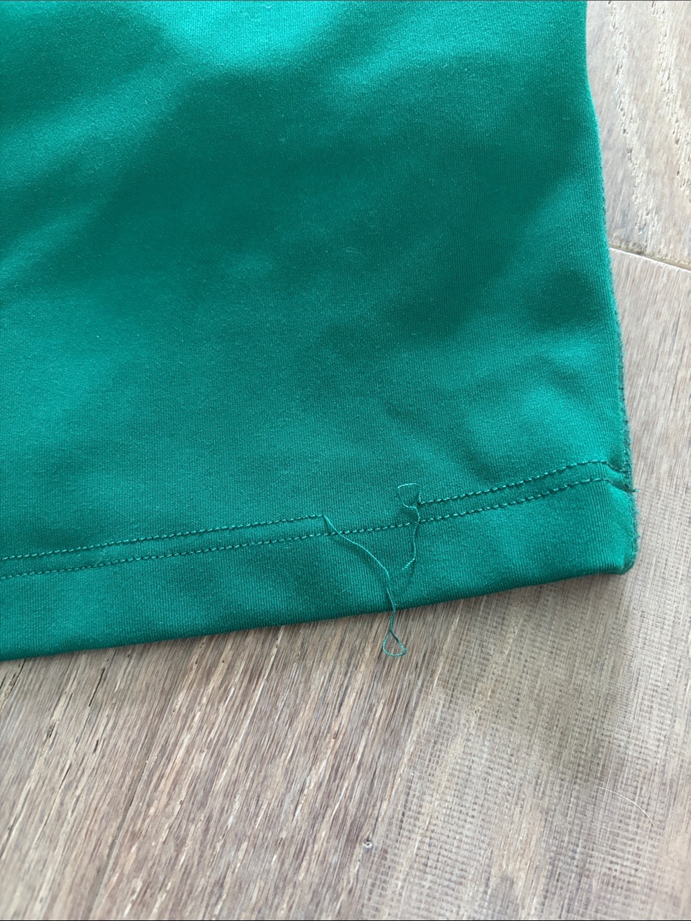 Beyond Yoga Emerald Green Workout Top in Women’s Size M - Picture 3 of 3